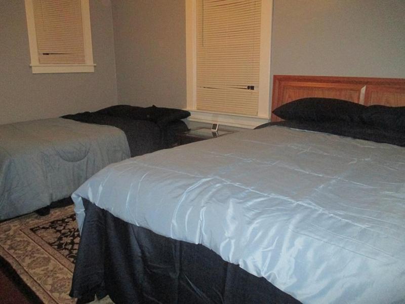 E Michigan Walk Up Furnished 1 Bedroom Apartment *